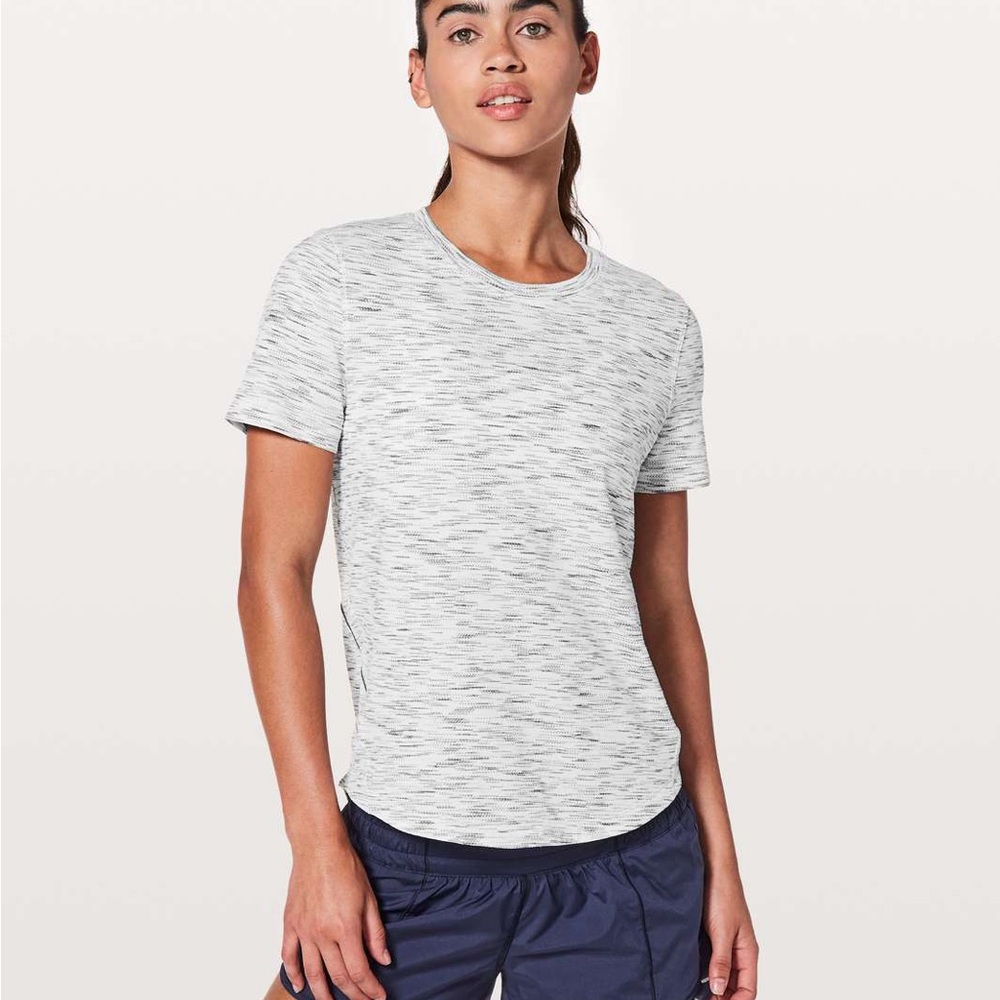 Lululemon Long Distance Short Sleeve Heathered Gray T-Shirt